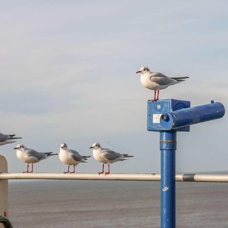 Robins Nest Villa Cromer Exterior foto
